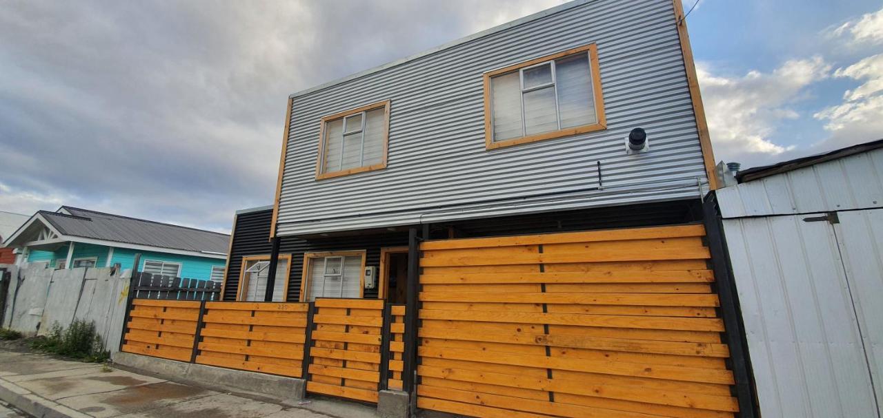 Ronnie'S House Villa Puerto Natales Exterior photo
